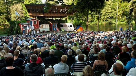 435905_vallarnafolkhav.jpg